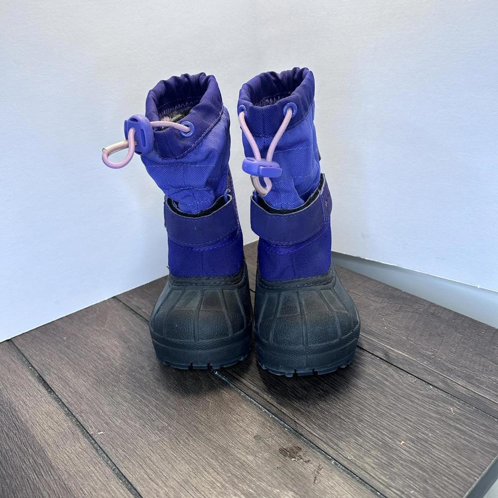 Columbia Snow‎ boots Purple Little Kids Size 6